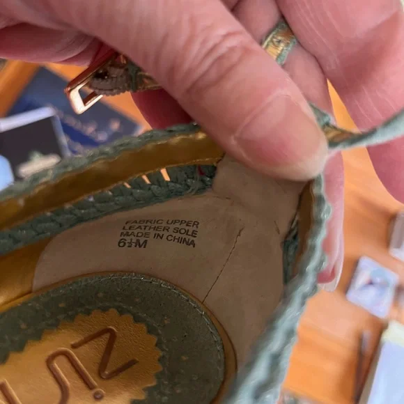 Zinc basketweave ankle strap heels, size 6.5 - Picture 4 of 6